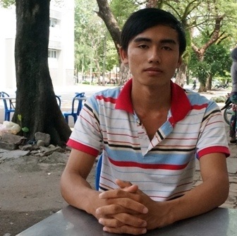 Sĩ tử mồ côi giàu nghị lực đỗ đại học với 22 điểm - 1 Em Nguyễn Viết Khoa.