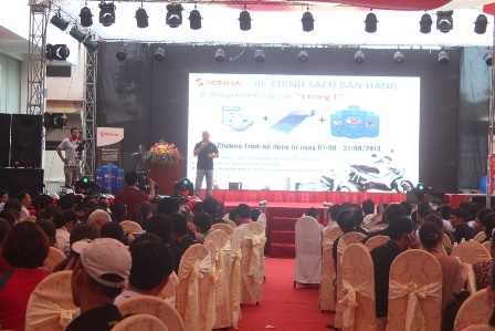 “Quá vất vả để khoan phá bồn nhựa Sơn Hà!” - 1 Tổng Giám Đốc Công ty CPQT Sơn Hà - Lê Hoàng Hà giới thiệu bồn nhựa cao cấp Sơn Hà mới