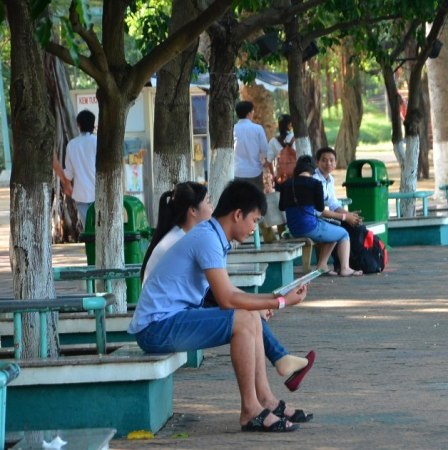 Khu vui chơi, công viên trở nên tấp nập