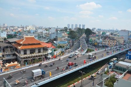 Cầu được thiết kế hình chữ Y độc đáo