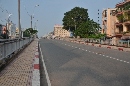 6h sáng, cầu chính thức đóng cửa