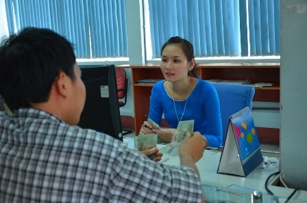 Quy trình bán vé chặt chẽ nên năm nay cả người bán lẫn người mua thảnh thơi hơn