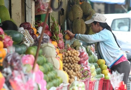 Riêng mặt hàng trái cây, hoa đang tăng theo thị trường Rằm tháng Giêng