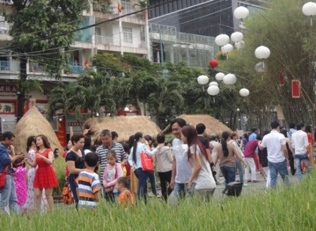 Đường hoa - điểm hẹn hò lý tưởng trong ngày lễ tình nhân