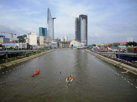 Quy hoạch Vùng TPHCM thành trung tâm kinh tế lớn của châu Á - 1 TPHCM hiện nay sẽ là đô thị hạt nhân của Vùng TPHCM rộng hơn 30.000km2