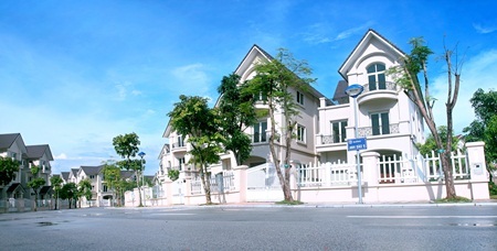 Tặng xe Mercedes - Benz 3,5 tỷ khi mua biệt thự Vinhomes Riverside - 3 Sở hữu biệt thự Anh Đào Vinhomes Riverside khách hàng sẽ được tặng ngay xe sang Mercedes