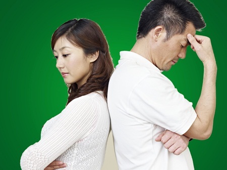 Chiêu gỡ 'thế bí' cho quý ông dịp Tết - 2 Lì xì thế nào cho cân?