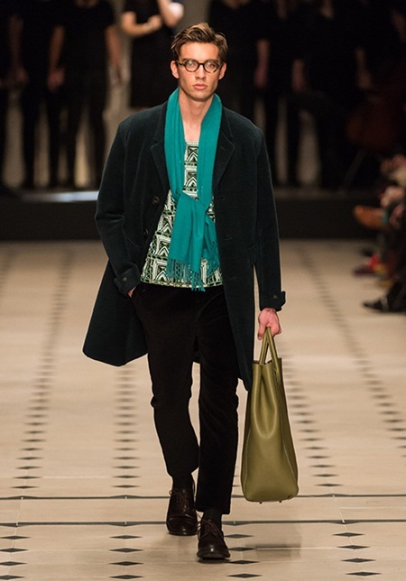 Burberry giới thiệu BST Nam Thu Đông 2015 - 5 Burberry ra mắt BST Nam Prorsum Thu Đông 2015