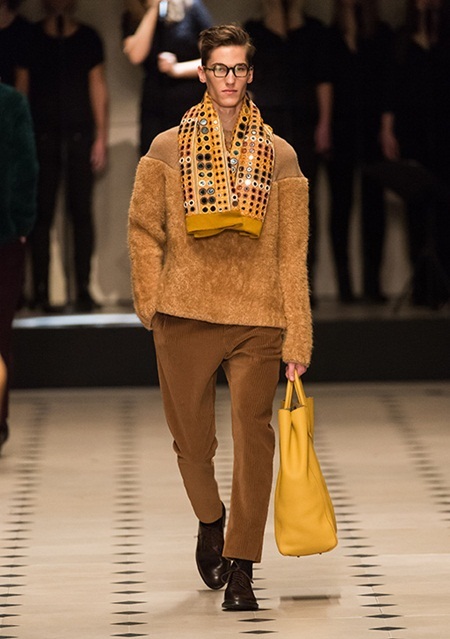 Burberry giới thiệu BST Nam Thu Đông 2015 - 6 Burberry ra mắt BST Nam Prorsum Thu Đông 2015