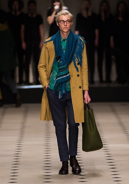 Burberry giới thiệu BST Nam Thu Đông 2015 - 12 Burberry ra mắt BST Nam Prorsum Thu Đông 2015