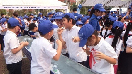Ngày sức khỏe răng miệng thế giới: Bước tiến quan trọng của phong trào nha học đường - 1 Nha học đường
là điểm chú trọng của Ngày Sức Khỏe Răng Miệng Thế Giới
