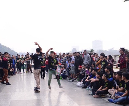 Sống hết mình như Skaters Hà Nội - 3 Những giây phút hứng khởi cùng đồng đội