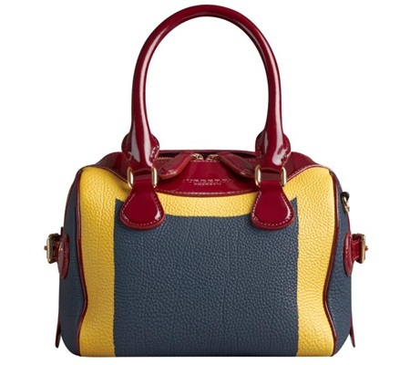 Burberry “The Bee”: Những chú ong cần mẫn - 5 Công ty Thời Trang & Mỹ Phẩm Duy Anh- DAFC là nhà phân phối chính thức
Burberry tại Việt Nam.