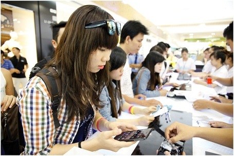  Vào lúc 15:00 những chiếc Wiko Highway 4G đầu tiên đã tìm thấy chủ nhân của mình.