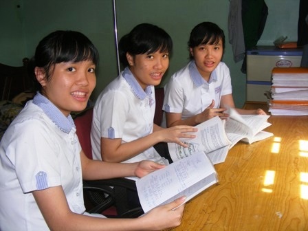 Ba chị em sinh ba Đan Thanh, Châu Thanh và Bảo Thanh