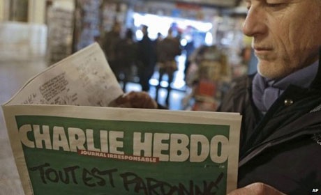Tổng thống Pháp: Charlie Hebdo đã tái sinh - 1 Số báo mới nhất của tạp chí châm biếm