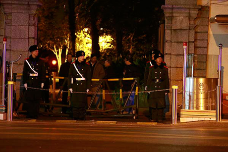 Lực lượng an ninh đã kiểm soát tình hình sau vụ việc trên. (Ảnh: 