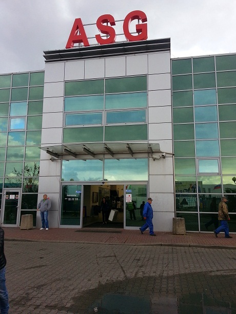 Trung
tâm thương mại ASG (anh sẽ giàu)