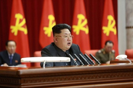 Kiểu tóc mới của ông Kim Jong-un gây chú ý - 2 Cận cảnh kiểu tóc mới của ông Kim Jong-un (Ảnh: