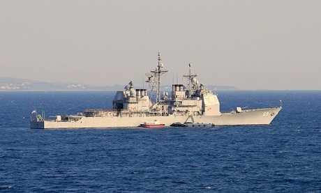 Nhóm tàu chiến NATO tiến vào Biển Đen - 1 Tuần dương hạm trang bị tên lửa dẫn đường USS Vicksburg của Mỹ. (Ảnh: