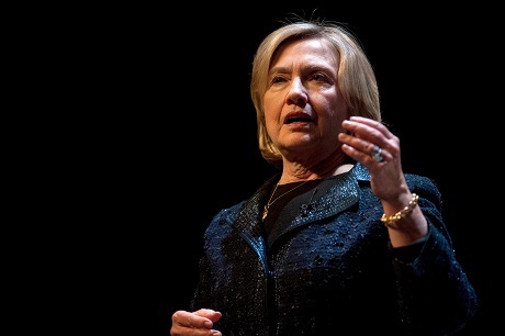 Hillary Clinton sử dụng thư điện tử sai luật? - 1 Cựu Ngoại trưởng