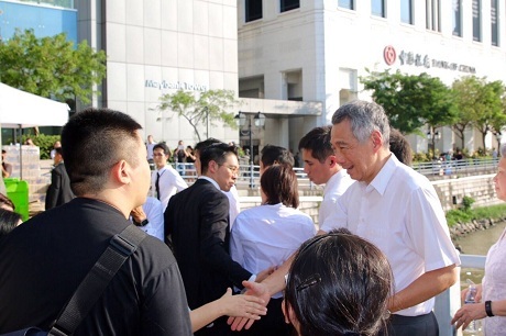 Thủ tướng Lý Hiển Long chia sẻ ảnh cũ về tình yêu của cha mẹ - 3 Hơn 230.000 người đã đến viếng cố lãnh đạo Lý Quang Diệu. (Ảnh: