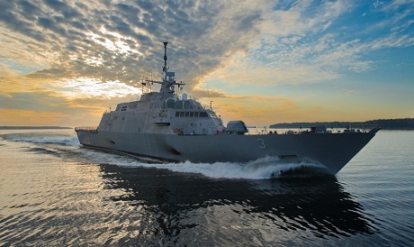 Tàu chiến cận bờ Fort Worth hoạt động tại khu vực. (Ảnh:
