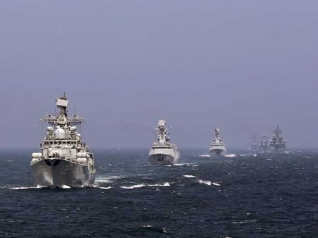 Tàu chiến Nga, Trung trong một cuộc tập chung. (Ảnh:
