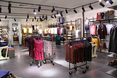 Mặc đẹp cùng thời trang Springfield