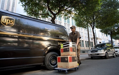 Công ty chuyển phát nhanh toàn cầu đầu tiên 100% vốn nước ngoài