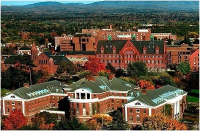 Nhập học tại các trường trong top 100 tại Mỹ có khó không? - 4 Khuôn viên trường đại học Vermont.