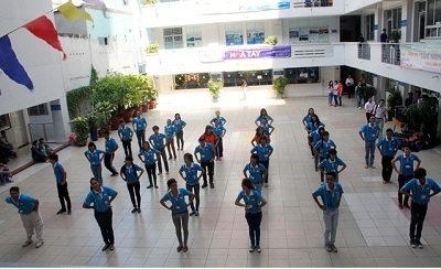 “Tôi yêu HUTECH”: Không chỉ dừng lại ở những giấc mơ (Kỳ 2) - 2 Nét riêng của Sinh viên HUTECH là sự hào hứng trong tất cả các hoạt động.