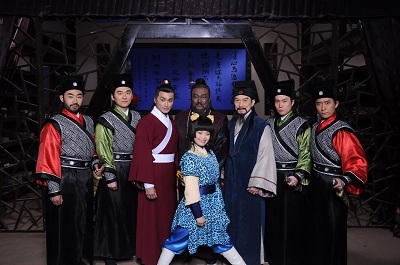 Tân Bao Thanh Thiên có thể được ví như một tác phẩm Bao Công tiền truyện.