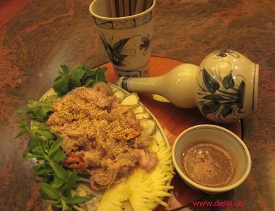 Thịt dê - món ăn được yêu thích của phái mạnh - 1 Dê tái chanh – món ngon đưa mồi được nhiều người thích.