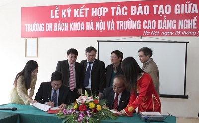 Trường CĐ Nghề Phú Châu tuyển sinh 2013 - 3 Sau đây là bảng chi tiết mạng lưới phân bổ ngành nghề của các cơ sở trường Phú Châu: