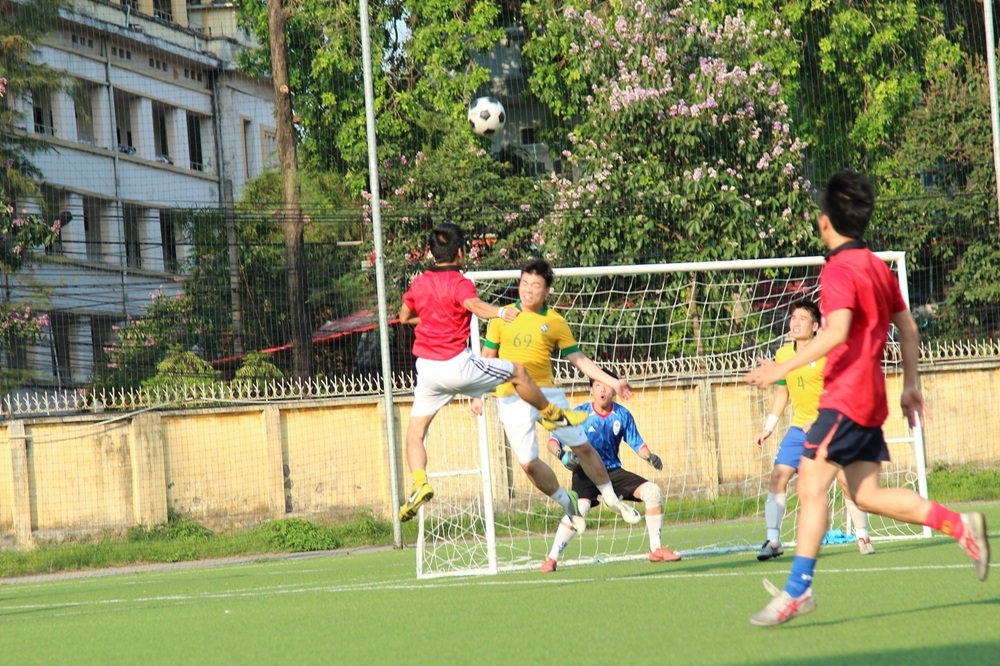 Giải bóng đá của Hiệp hội cựu du học sinh Anh tại Việt Nam - UKAV Cup 2013 - 2 Lễ khai mạc giải bóng đá UKAV Cup 2013