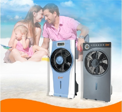 Đau đầu tìm cách tránh nóng - 2 Quạt phun sương được người dân tin dùng trong mùa hè này.