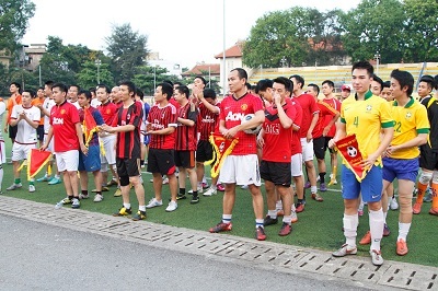 Giải bóng đá của Hiệp hội cựu du học sinh Anh tại Việt Nam - UKAV Cup 2013 - 1 Lễ khai mạc giải bóng đá UKAV Cup 2013