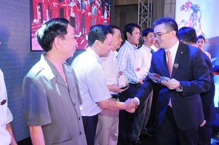 15 năm không ngừng sáng tạo – TCL ra mắt hàng loạt sản phẩm mới tại thị trường Việt Nam - 2 Lễ trao giải tri ân đại lý ưu tú TCL