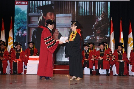 Xét tuyển học bạ lớp 12 vào ĐH Quốc tế Sài Gòn - 1 Xét tuyển học bạ lớp 12 vào ĐH Quốc tế Sài Gòn