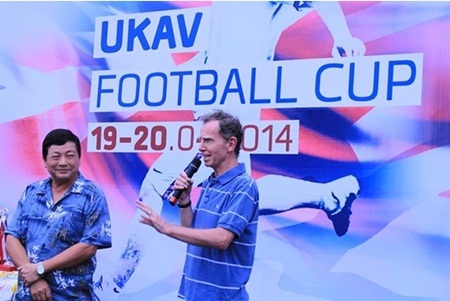 Giải bóng đá UKAV 2014