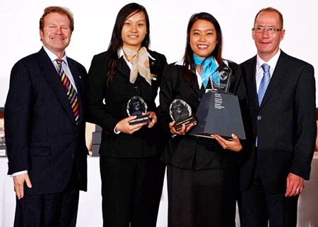 Sinh viên HTMi, Thụy Sĩ học và thực hành kiếm tiền thế nào - 7 2 sinh viên xuất sắc: Nguyễn Ngọc Hoa – Việt Nam và