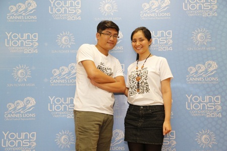 Các thành viên đội YES!