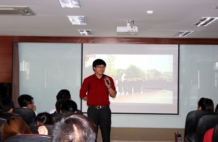 Cựu HS Nguyễn Anh Duy - cử nhân Trường ĐH Quốc tế Sài Gòn (SIU).