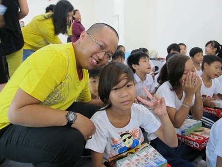 CapitaLand tổ chức ngày Chơi và Học cho trẻ đường phố