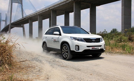 Thaco Kia bùng nổ, tiếp tục ưu đãi lớn - 6 Thaco Kia bùng nổ, tiếp tục ưu đãi lớn