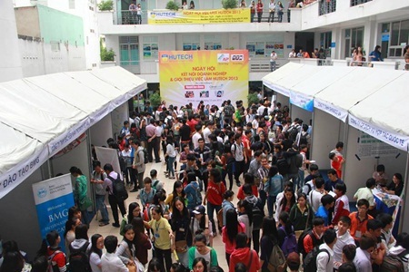 Những ngày hội tuyển dụng tại HUTECH giúp sinh viên sớm tiếp cận với