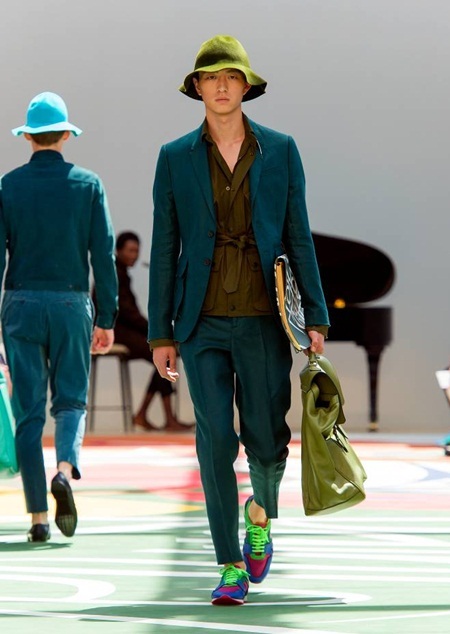 Burberry ra mắt BST Nam Prorsum Xuân Hè 2015 - 7 Burberry ra mắt BST Nam Prorsum Xuân Hè 2015