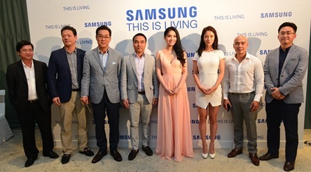 Mỹ nhân xứ Hàn Song Ji Hyo xinh đẹp tại Việt Nam - 9 “Phụ tá” xinh đẹp của MasterChef Thanh Hòa