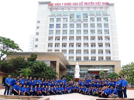 - Căn cứ Quy chế tuyển
sinh đại học hệ chính quy của Bộ Giáo dục và Đào tạo;